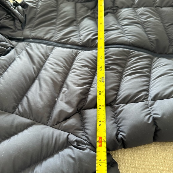 Women’s xs navy long Patagonia coat - Picture 6 of 10